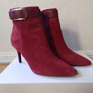 Calvin Klein Georgene Suede Booties Size 8.5 US